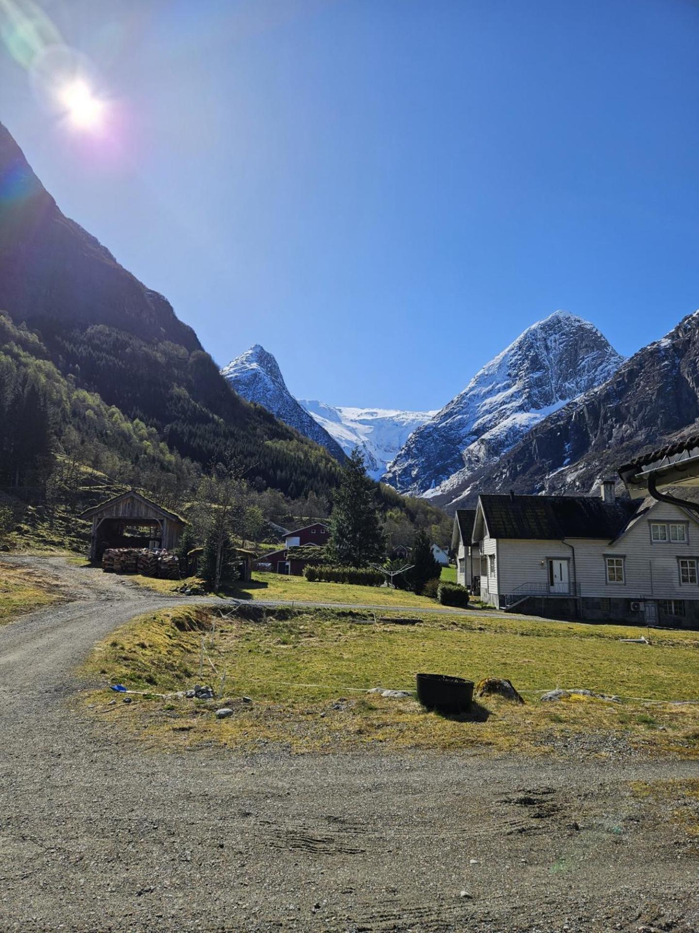 Trollbu Aabrekk Gard Villa Briksdalsbre Exterior foto